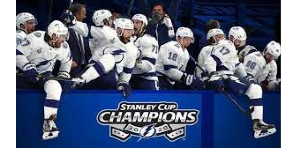 Victoire des Rangers de New York face aux Blues de Saint Louis Victoire des Rangers de New York face aux Blues de Saint Louis